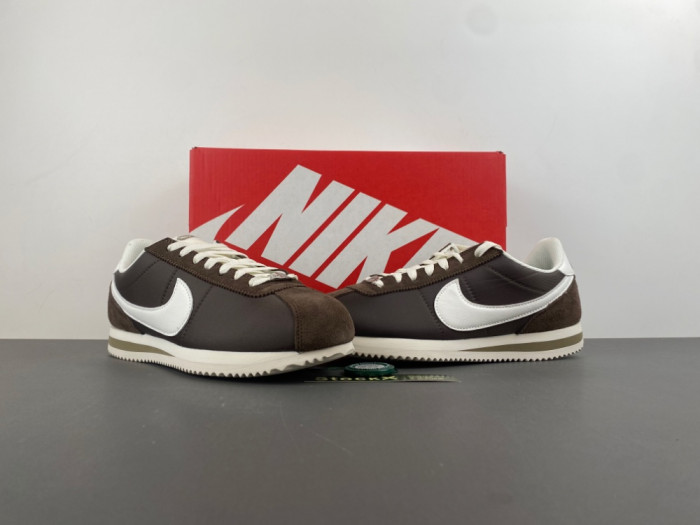 Nike Cortez WMNS “Baroque Brown” DZ2795-200