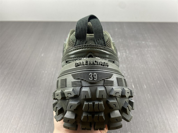 blcg defender sneaker in dark green mesh and nylon yu8907-5698362