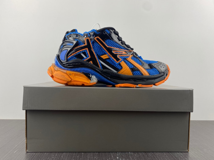 blcg runner sneaker bm5623-002