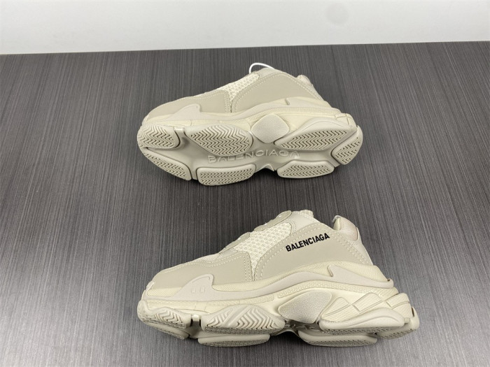 blcg sneaker triple.s.gomma 536737 w2fw1 9700