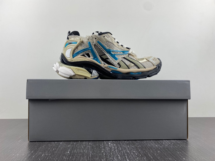 blcg runner sneaker bm5623-024