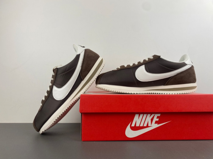 Nike Cortez WMNS “Baroque Brown” DZ2795-200