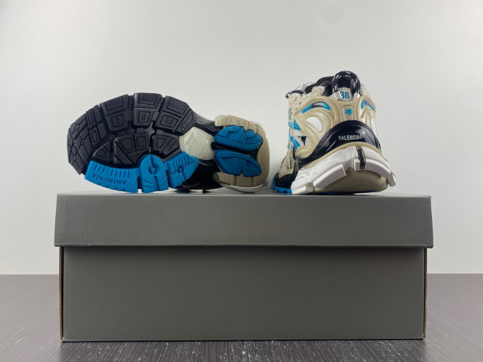 blcg runner sneaker bm5623-016