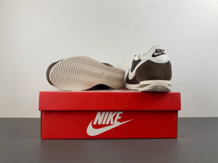 Nike Cortez WMNS “Baroque Brown” DZ2795-200