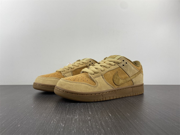 nike sb dunk low wheat (2017) - 883232-700