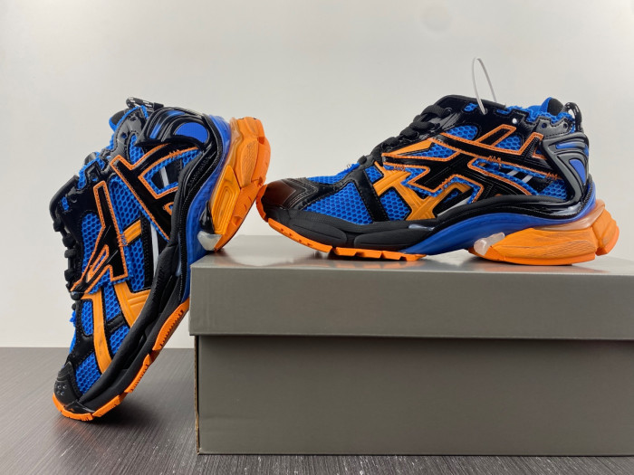 blcg runner sneaker bm5623-002