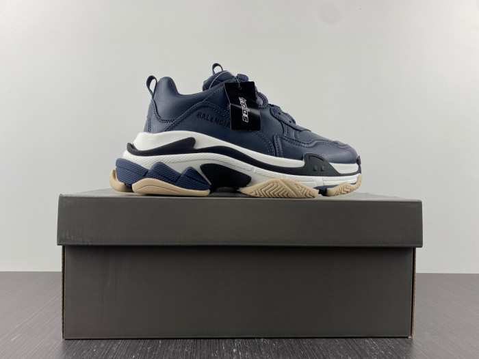 blcg sneaker triple.s sneakers 536737 w2fad 4197