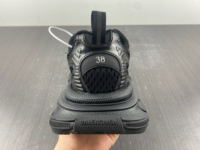 blcg 3xl sneakers bn569-008