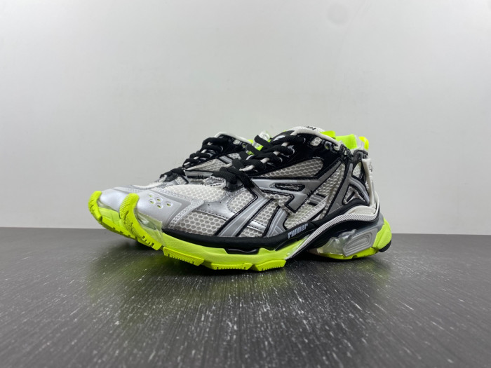 blcg runner sneaker bm5623-023