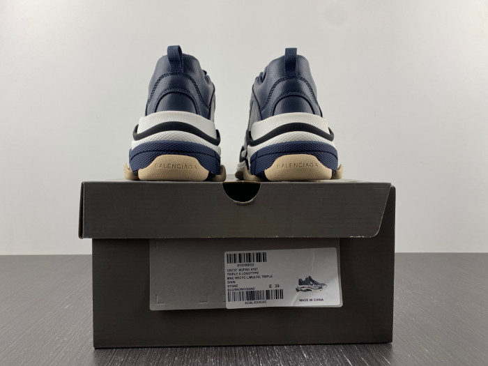 blcg sneaker triple.s sneakers 536737 w2fad 4197