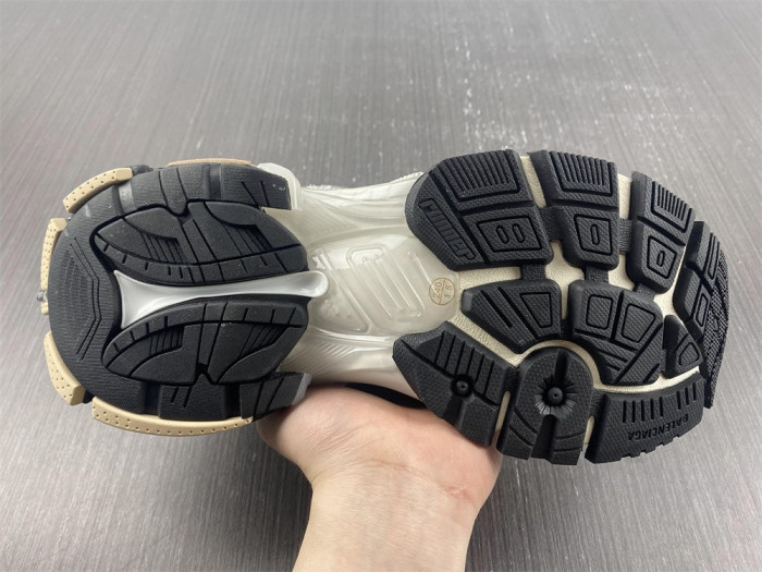blcg runner sneaker uu563-089