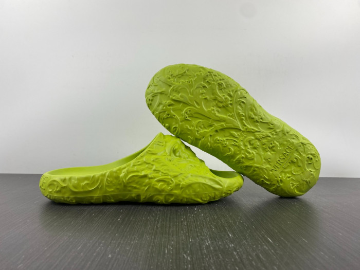versace slippers