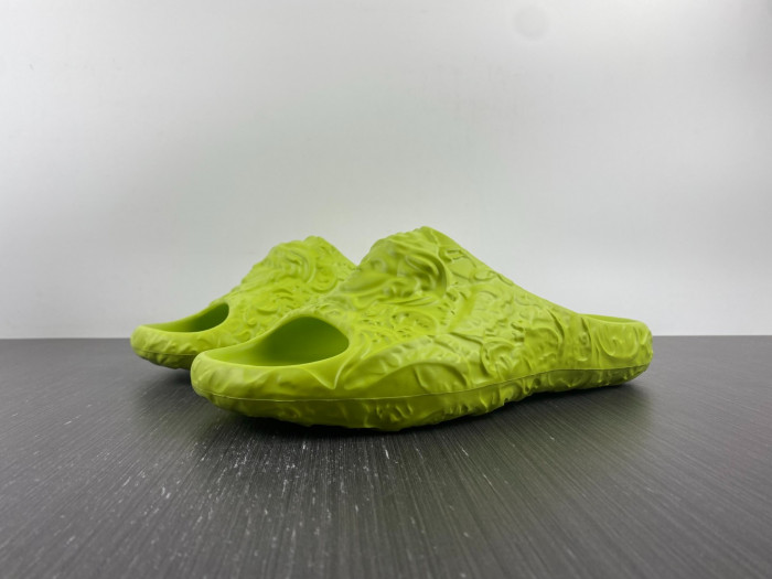 versace slippers