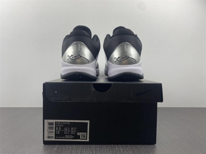 nike zoom kobe 5 v tb white black light grey 407710-100
