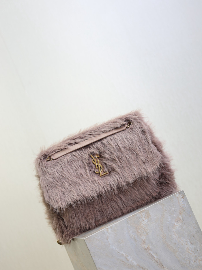 Y51 BAG B0113-247