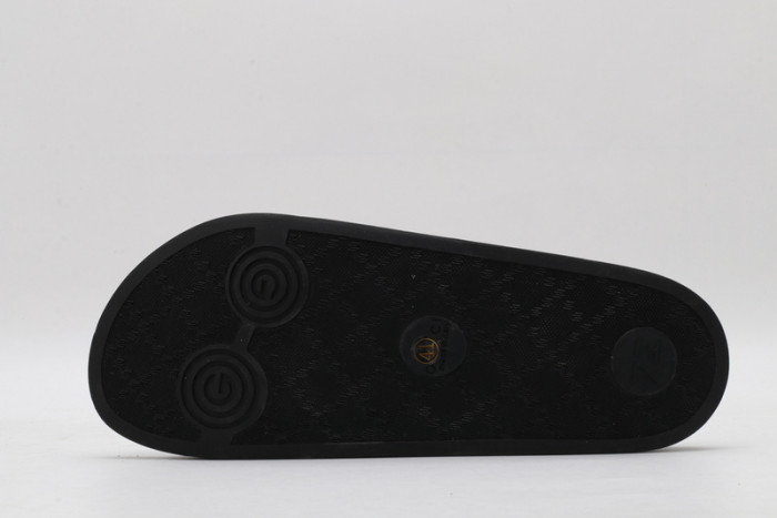 gucc slippers