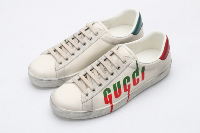 gucc ace embroidered low-top sneaker 576137 a38v0 9090