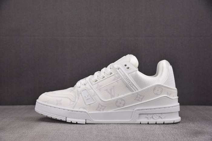 1V TRAINER 1V0425-670