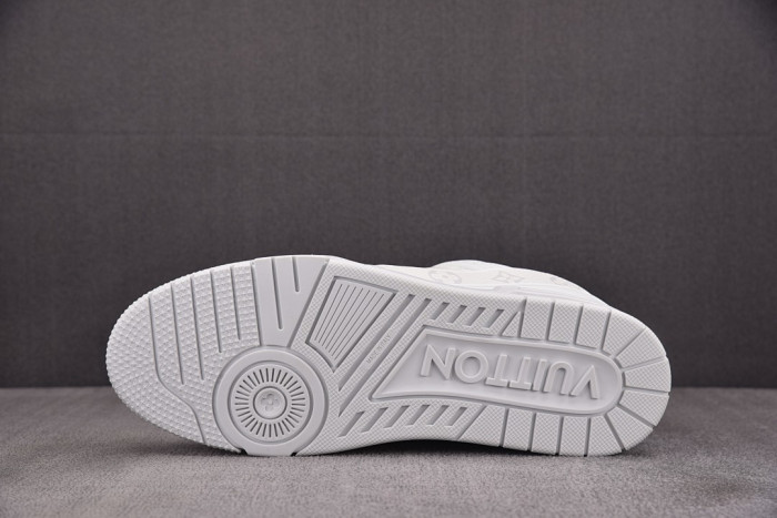 1V TRAINER 1V0425-670
