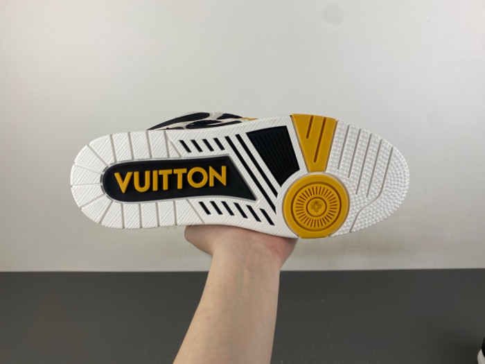 1V TRAINER 1V0425-671