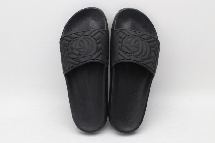 gucc slippers all black