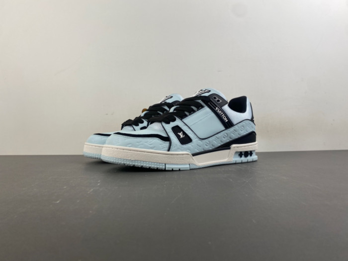 1V TRAINER 1VTR174