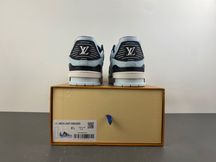1V TRAINER 1VTR174