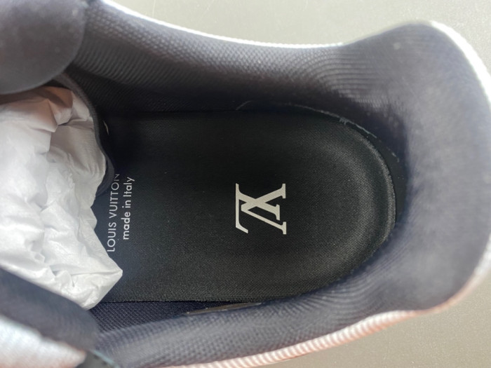 1V TRAINER 1VTR174