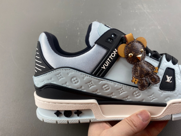 1V TRAINER 1VTR174