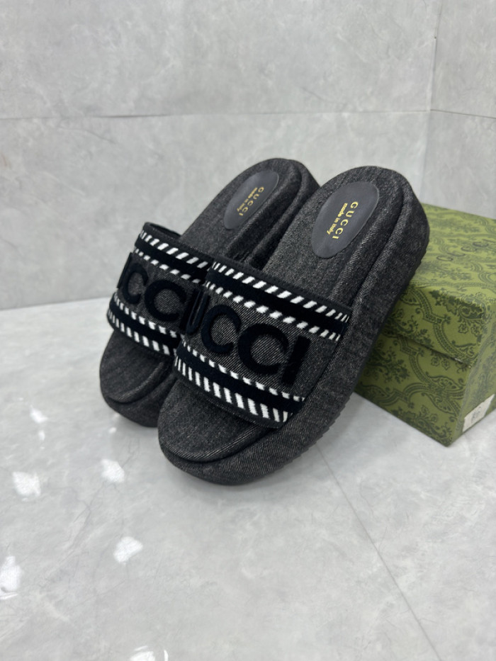 GUCC SLIPPERS GU568-107