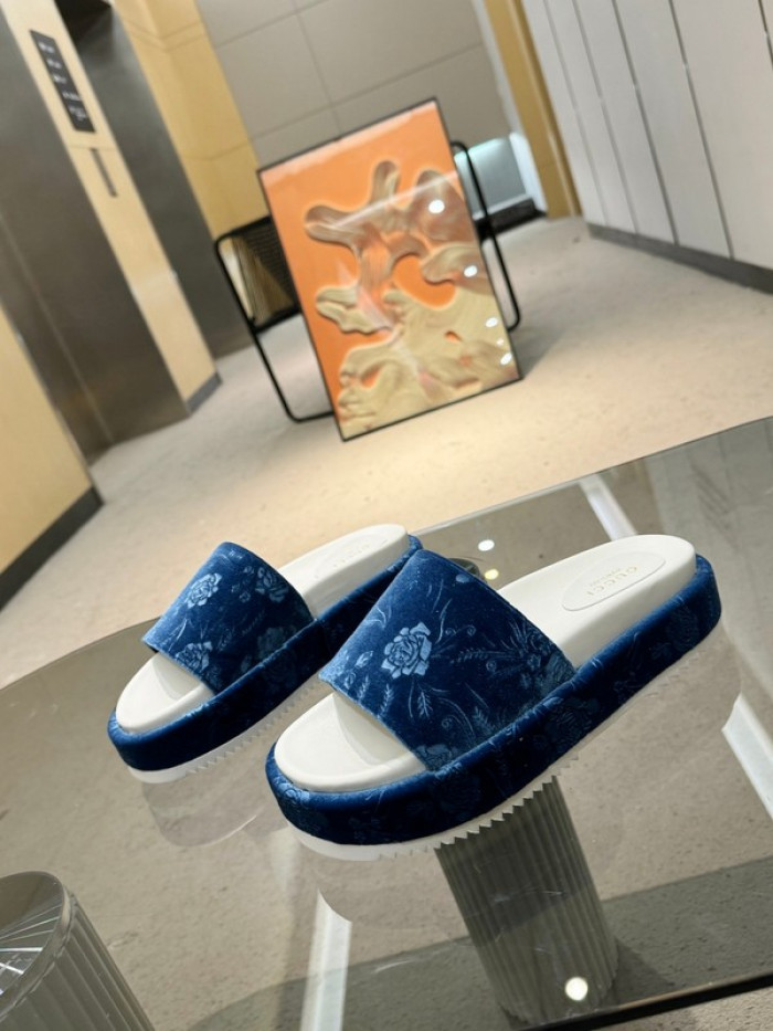 GUCC SLIPPERS GU568-103