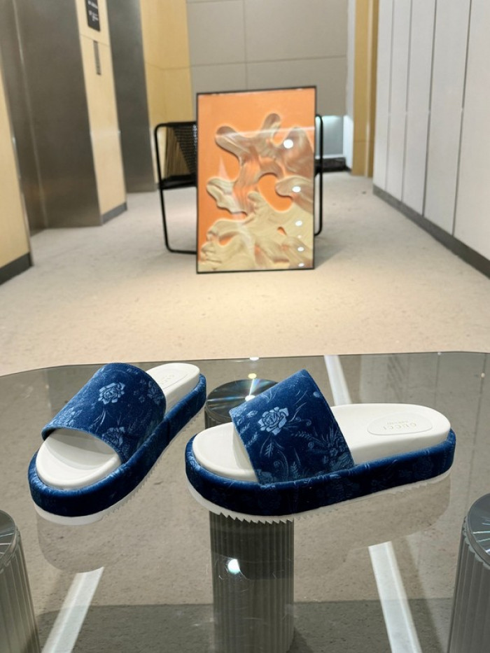 GUCC SLIPPERS GU568-103