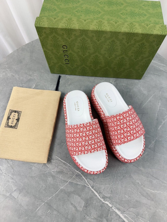GUCC SLIPPERS GU568-105