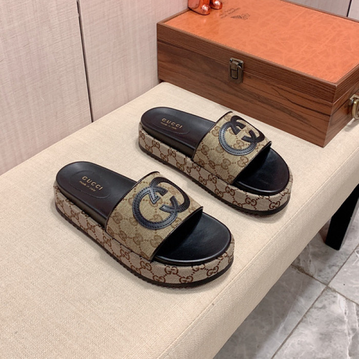 GUCC SLIPPERS GU568-106
