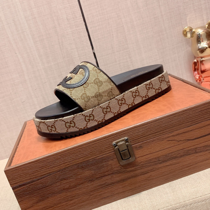 GUCC SLIPPERS GU568-106