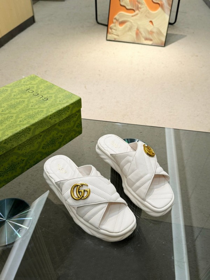 GUCC SLIPPERS GU568-104