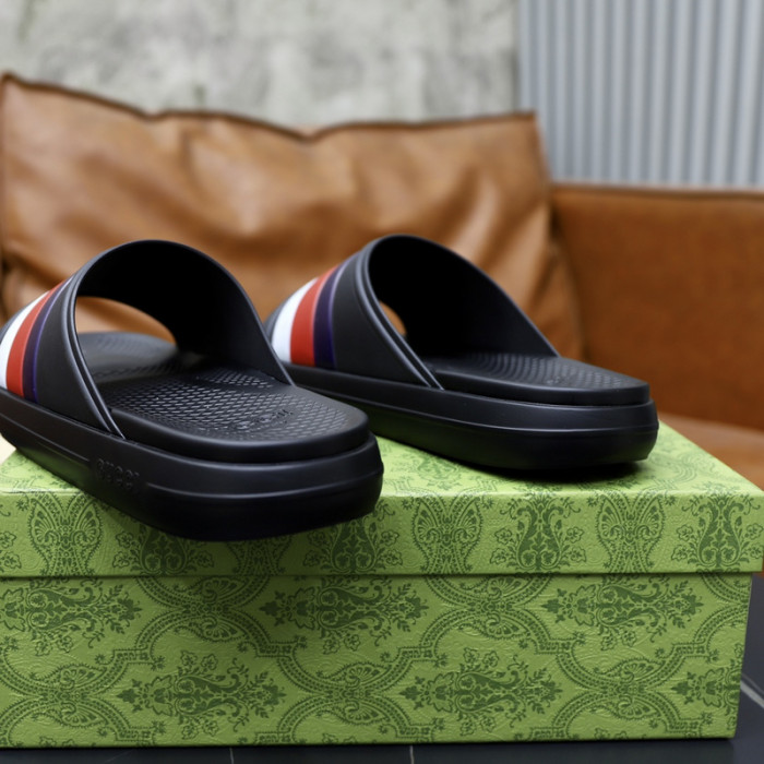 GUCC SLIPPERS GU568-100