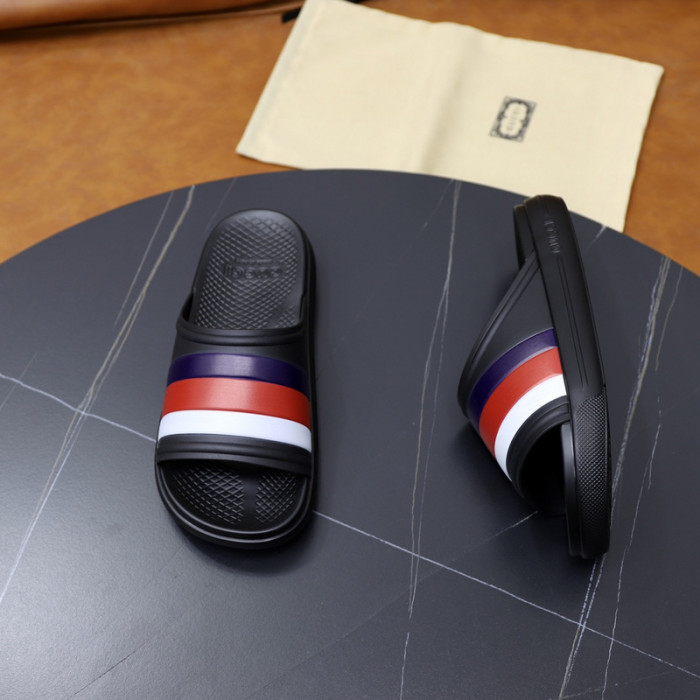 GUCC SLIPPERS GU568-100
