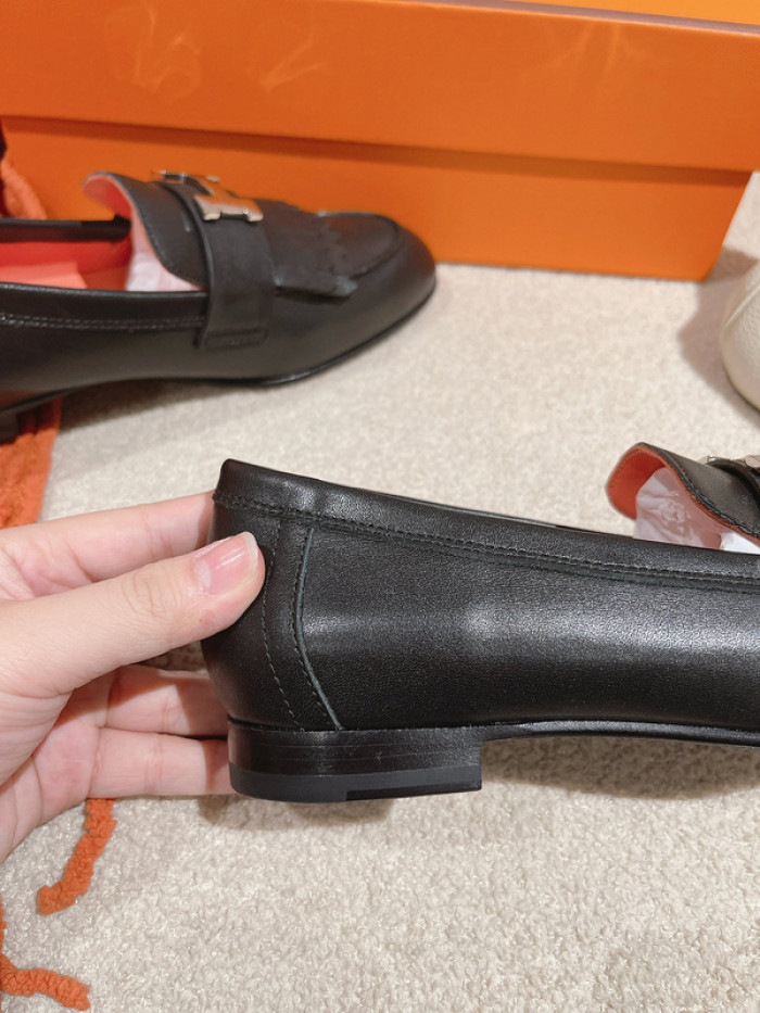 HER*MES SNEAKER HM1028-102