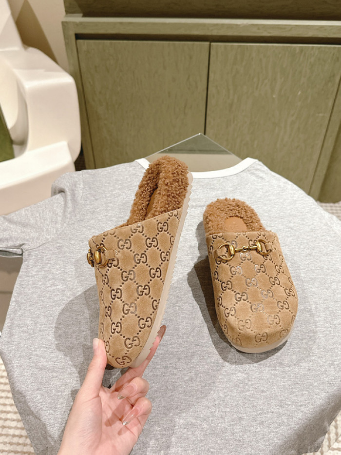 GUCC SLIPPERS GU568-097