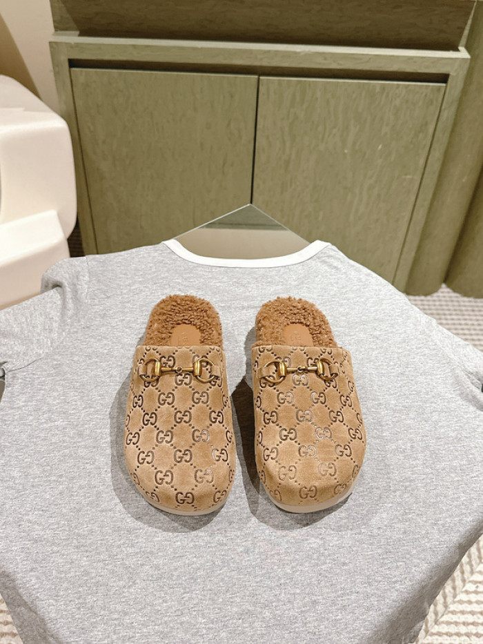GUCC SLIPPERS GU568-097