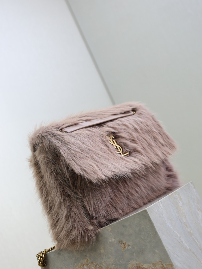 Y51 BAG B0113-247