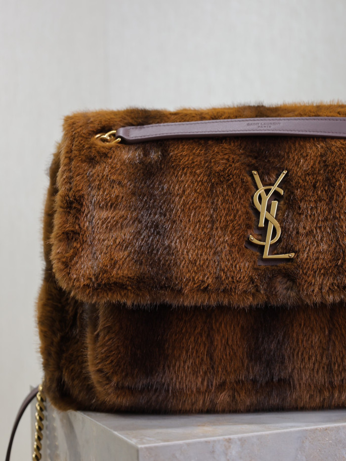 Y51 BAG B0113-251