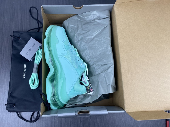 blcg triple s - w2ga1 4509