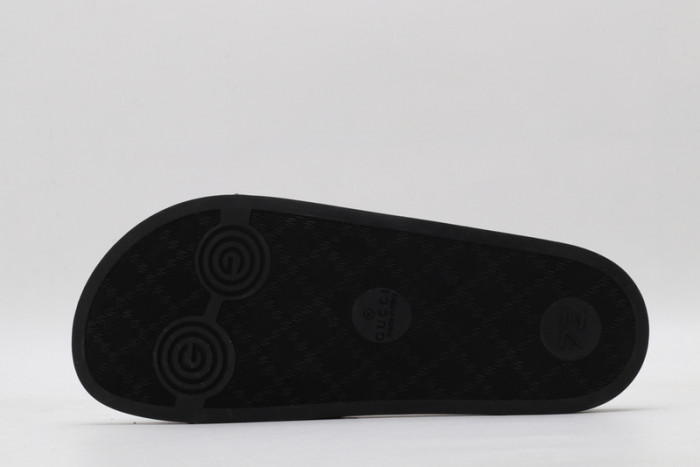 gucc slippers