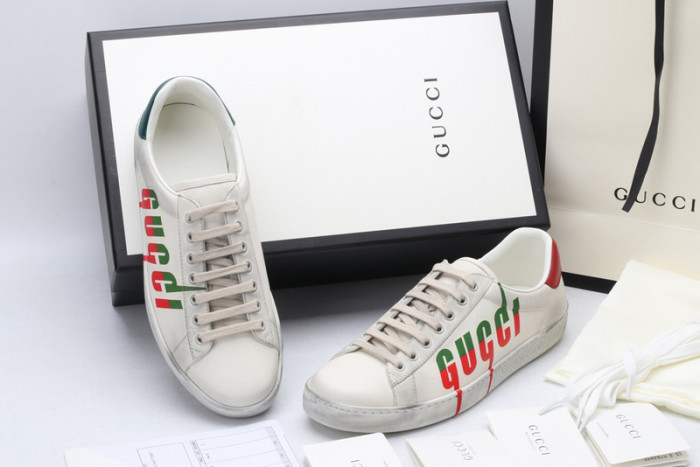 gucc ace embroidered low-top sneaker 576137 a38v0 9090