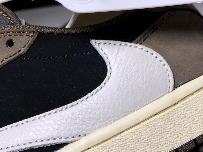 air jordan 1 travis scott x low cq4277-001