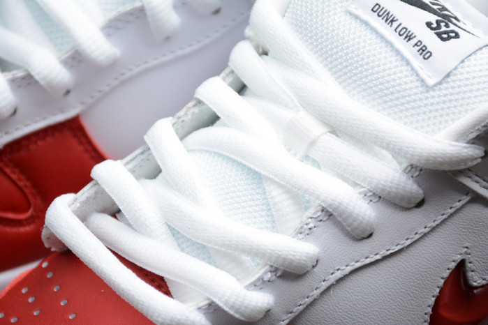 SUPREME X NIKE SB DUNK LOW VARSITY RED-WHITE CK3480-600