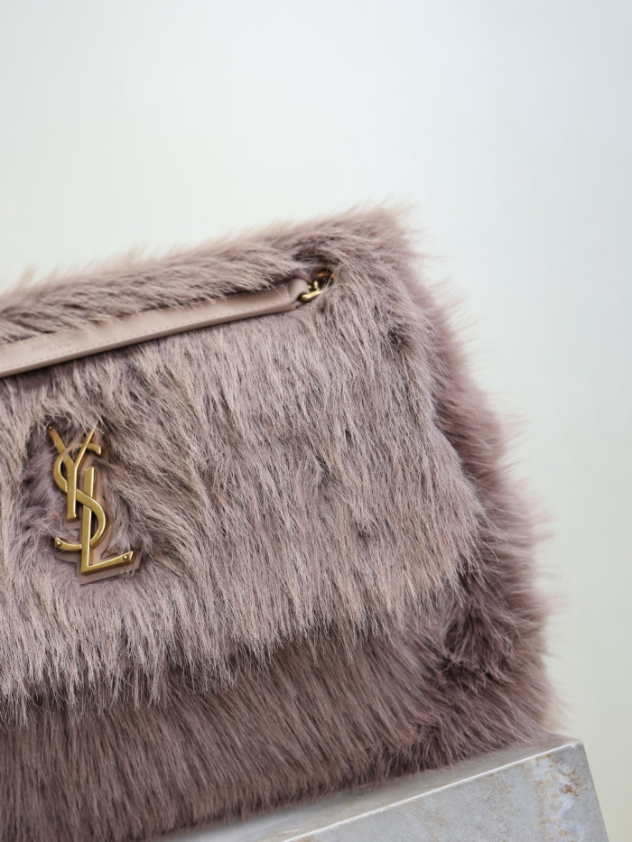 Y51 BAG B0113-247