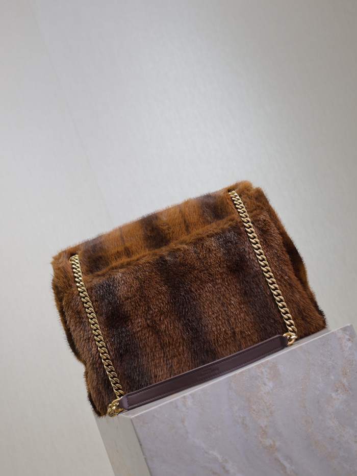 Y51 BAG B0113-251